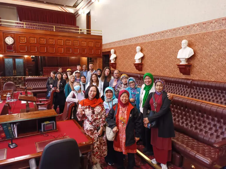 Community leaders visit Legislative Council chamber to learn about civic leadership.