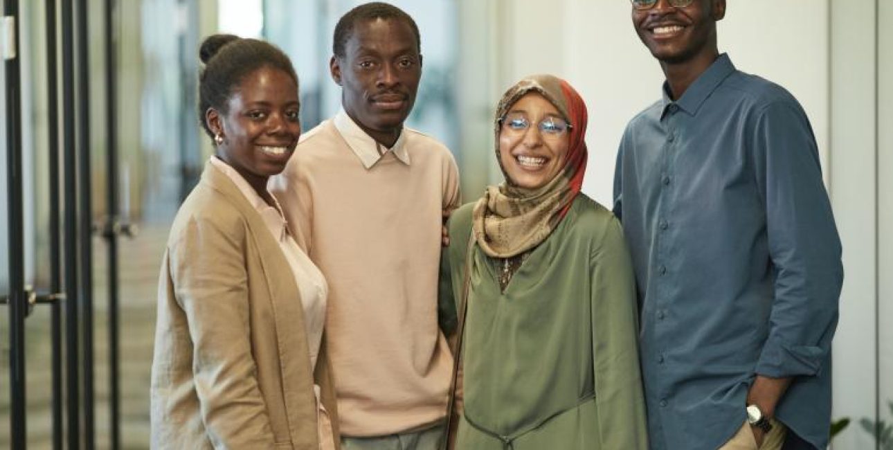 img-b246e0292d09685603b04d823d1a4e59